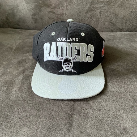 Mitchell & Ness Other - Mitchell & Ness Oakland Raiders cap